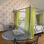 La Closerie Des Sacres 3* Lavannes
