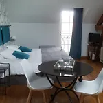 Bed & Breakfast La Closerie Des Sacres 3*