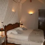 Bed & Breakfast La Closerie Des Sacres 3*