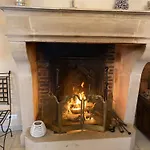 La Closerie Des Sacres Bed & Breakfast 3*