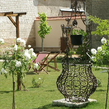 La Closerie Des Sacres 3* Lavannes