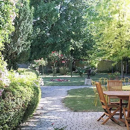 La Closerie Des Sacres